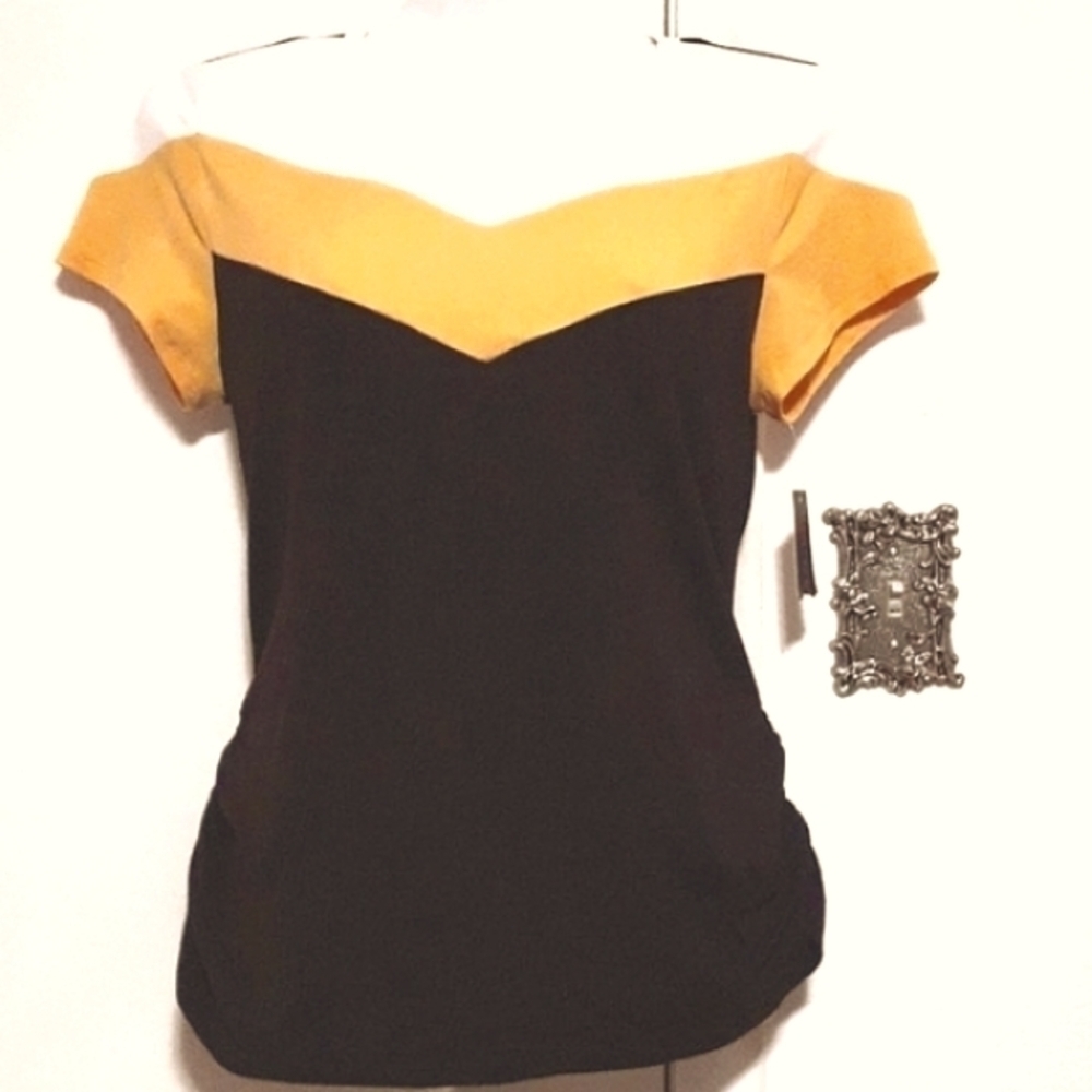 NWT: BOLD little top by NOBO!!